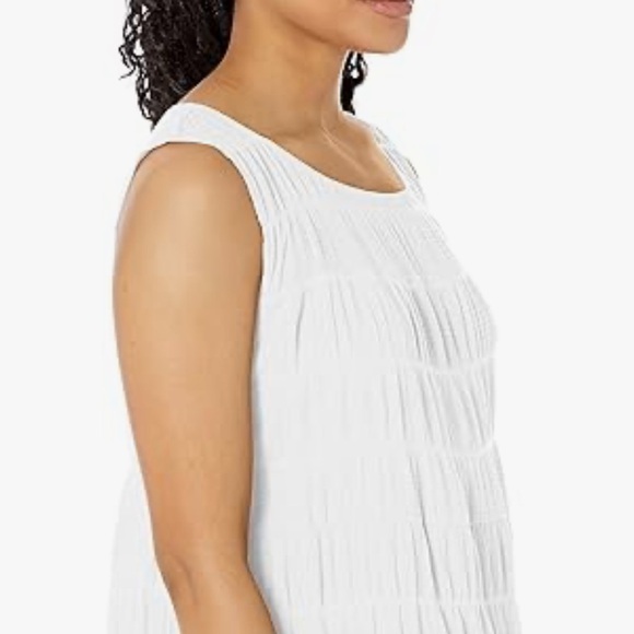 Like New Max Studio White Sleeveless Maxi Dress - Picture 4 of 6